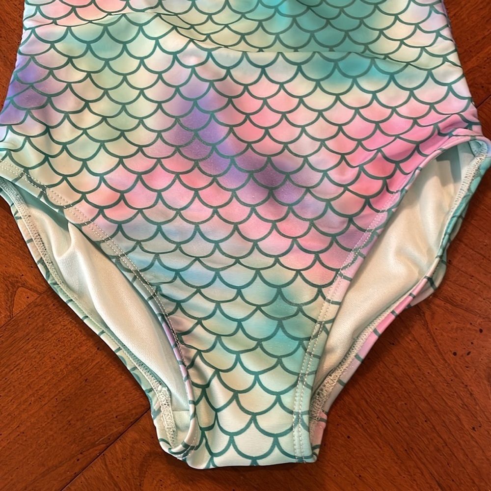 SO Little Mermaid One Piece Swimsuit - girls size 10 including free Mermaid Tail - Picture 4 of 16